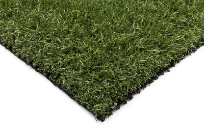 Close up van kunstgras mat type Lushkin 50 met poolhoogte 50 millimeter vezels in meerkleurig groene kleur